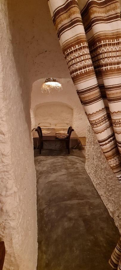 Cuevas Los Coloraos - El Bandido Villanueva de las Torres Eksteriør bilde